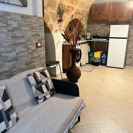 Ferienwohnung Cattleya Mola di Bari Exterior foto
